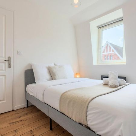 Charming 2-Bedroom Apartment At Croise Laroche Marcq-en-Baroeul Esterno foto