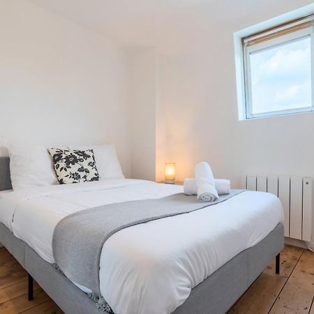 Charming 2-Bedroom Apartment At Croise Laroche Marcq-en-Baroeul Esterno foto