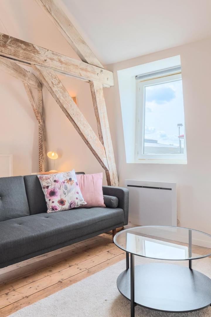 Charming 2-Bedroom Apartment At Croise Laroche Marcq-en-Baroeul Esterno foto