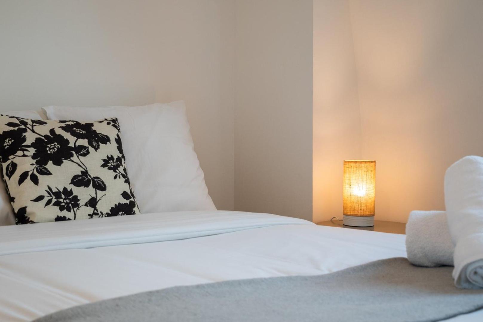 Charming 2-Bedroom Apartment At Croise Laroche Marcq-en-Baroeul Esterno foto