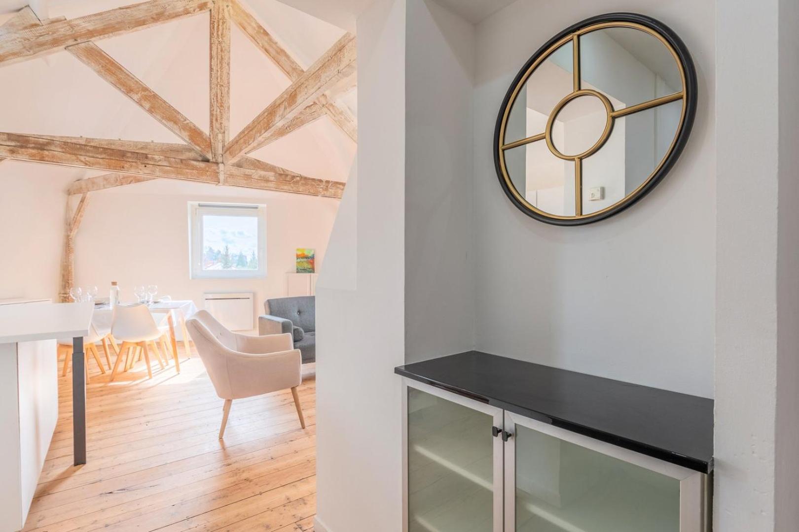 Charming 2-Bedroom Apartment At Croise Laroche Marcq-en-Baroeul Esterno foto