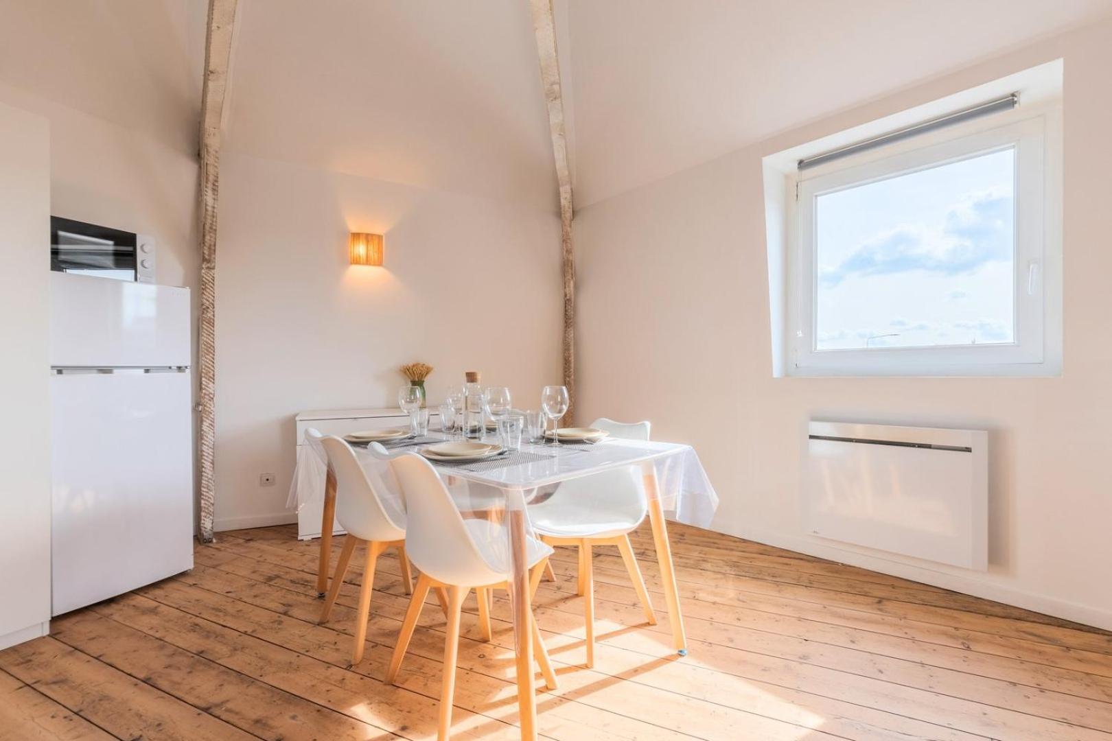 Charming 2-Bedroom Apartment At Croise Laroche Marcq-en-Baroeul Esterno foto